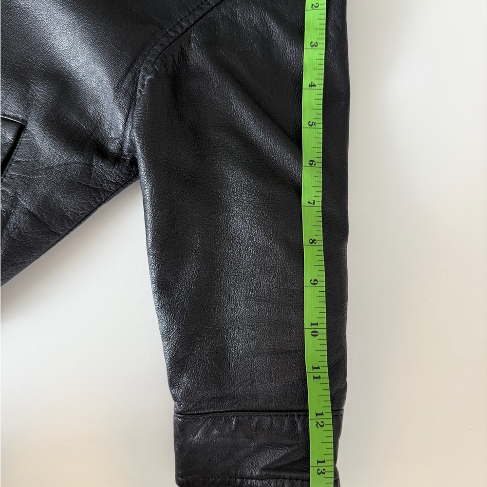 Vintage 90’s Cropped Black Leather Jacket - Picture 9 of 15